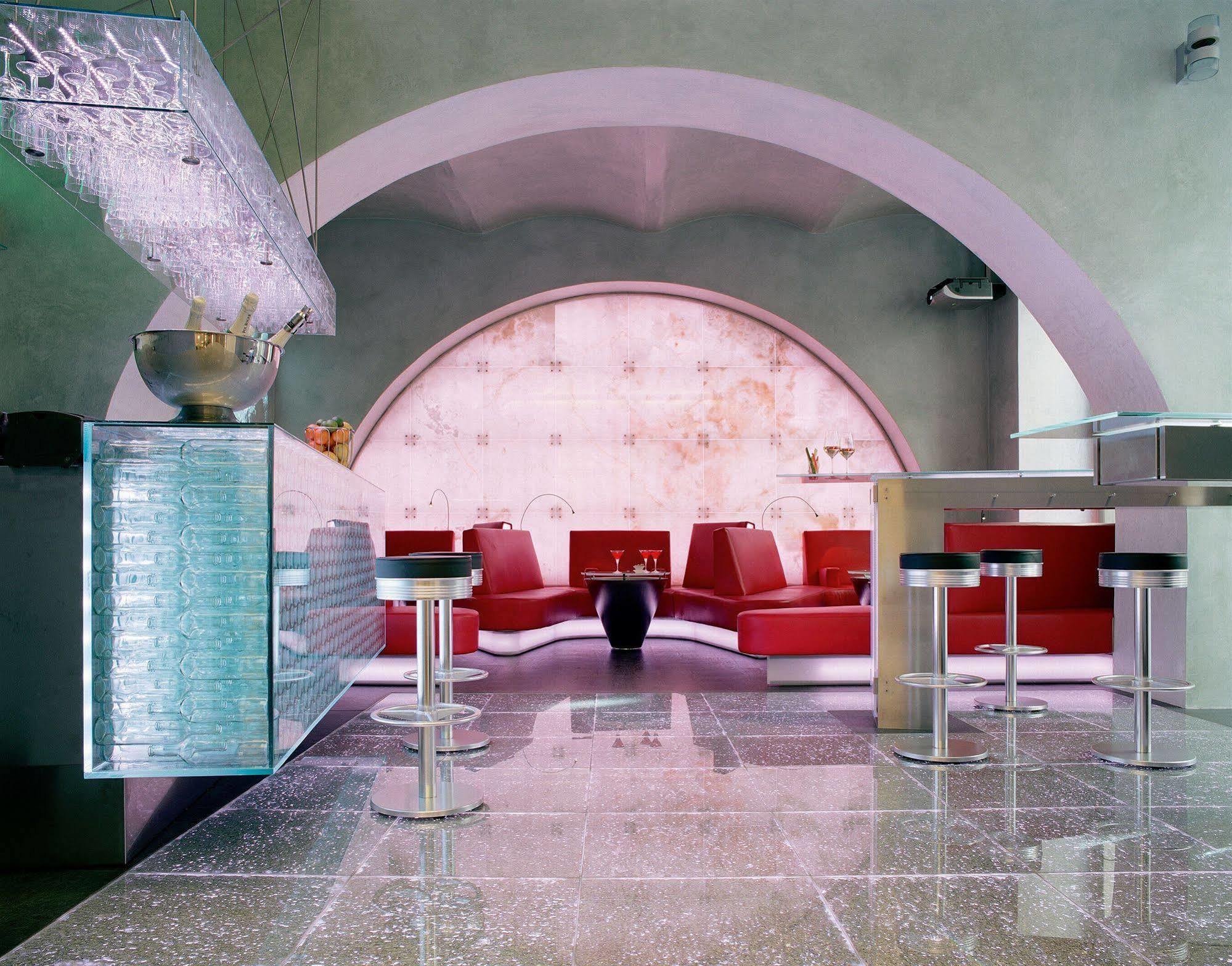 Hotel Greif, A Member Of Design Hotels Bolzano Dış mekan fotoğraf